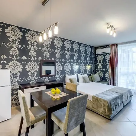 Aparthotel Briz