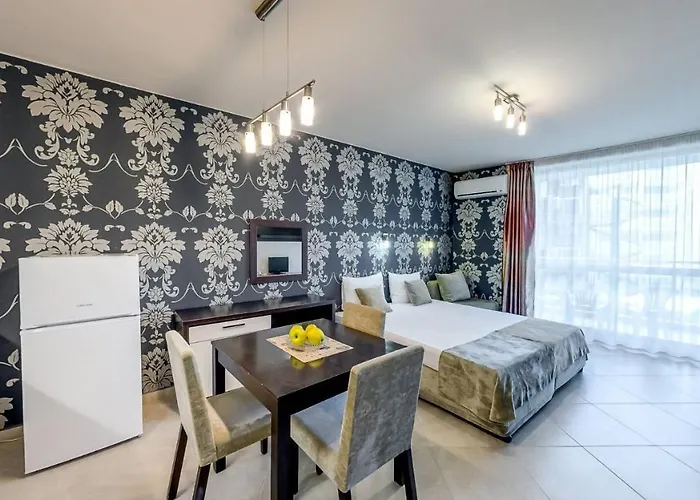 Ξενοδοχείο με διαμερίσματα Briz