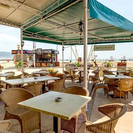 бриз бийч 3* Слънчев бряг