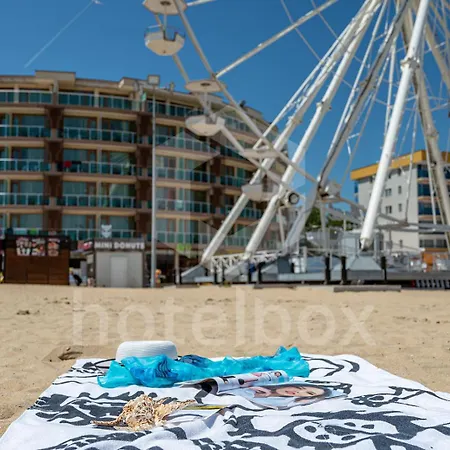 Апартхотел бриз бийч Слънчев бряг