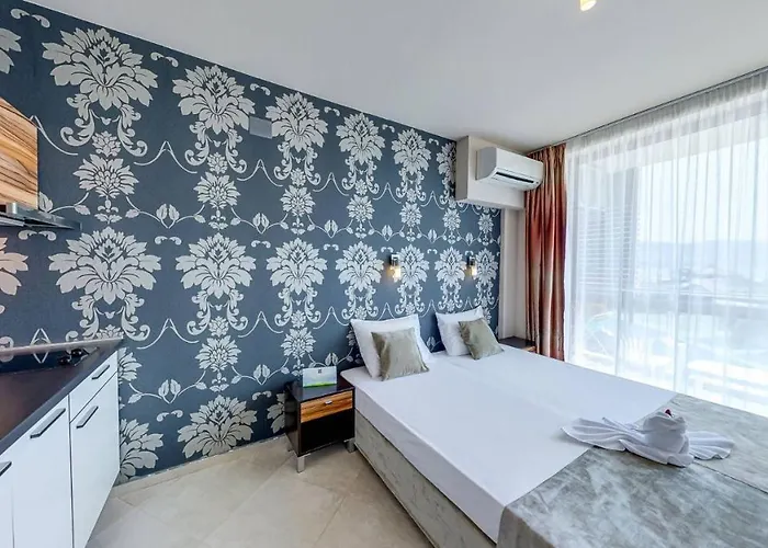 Briz 3* Сонячний Берег