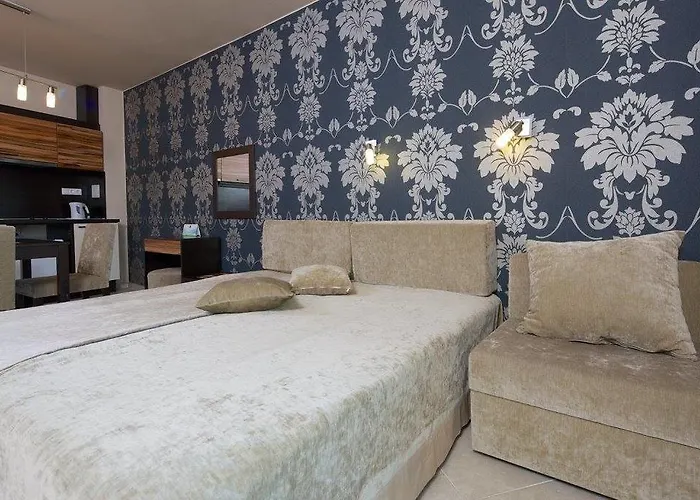 Briz Апарт-отель 3*