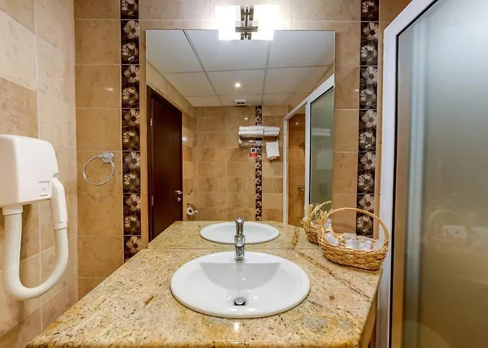 Апарт-отель Briz 3*